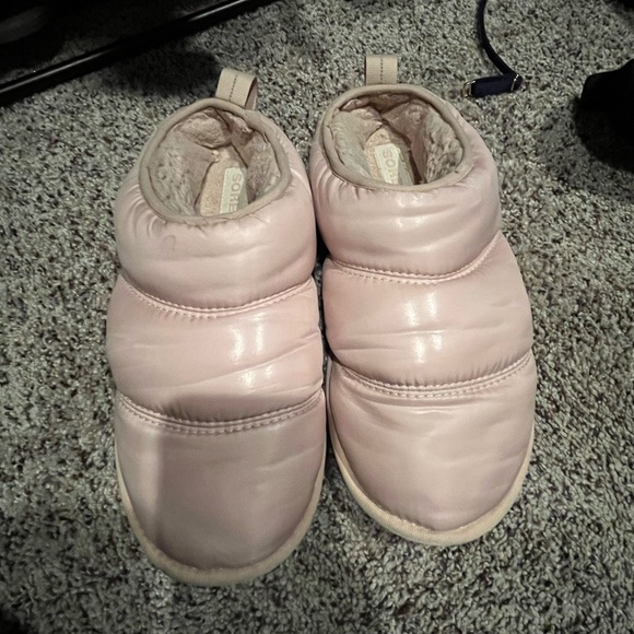 Sorel slippers - Picture 2 of 2